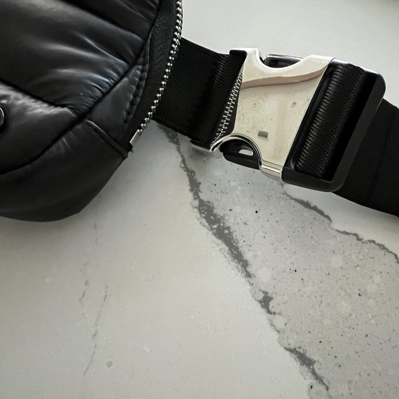 lululemon Everywhere Crossbody - Quilted Black Nylon with Silver Metal Harrdware - Picture 4 of 10